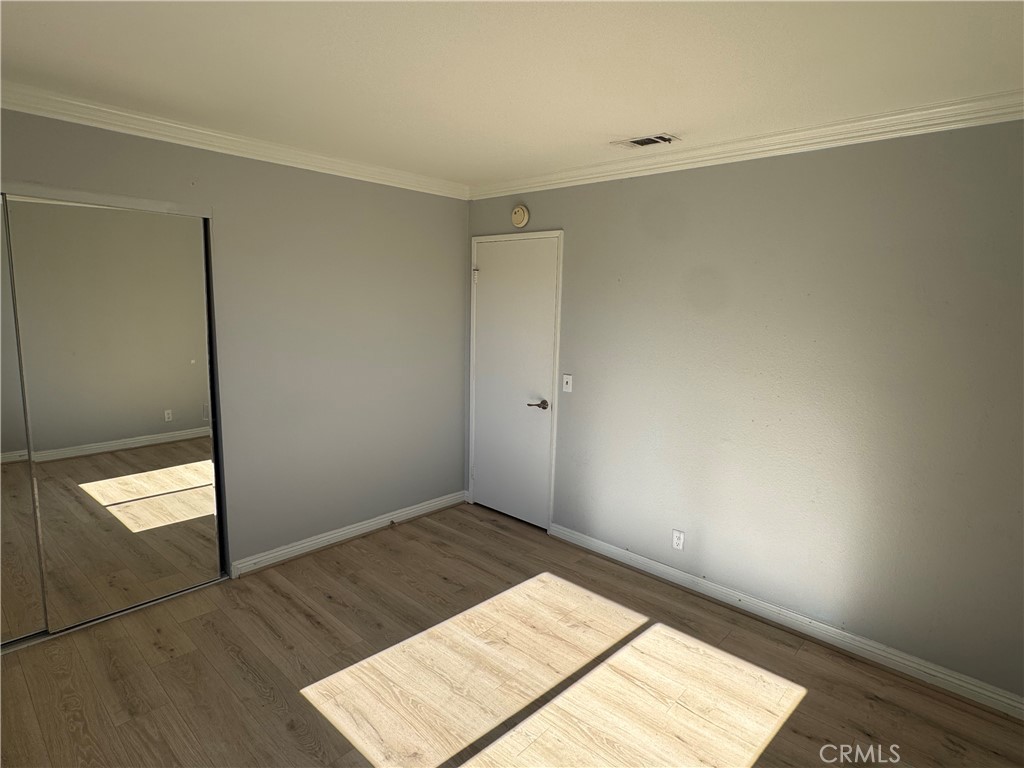 45 Harkness Avenue, Unit 2 Pasadena, CA 91106 - Photo 14 of 26 a view of an empty room and window