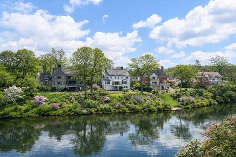 $3,299,000 | 10 Dartmouth Street, Winchester, MA 01890