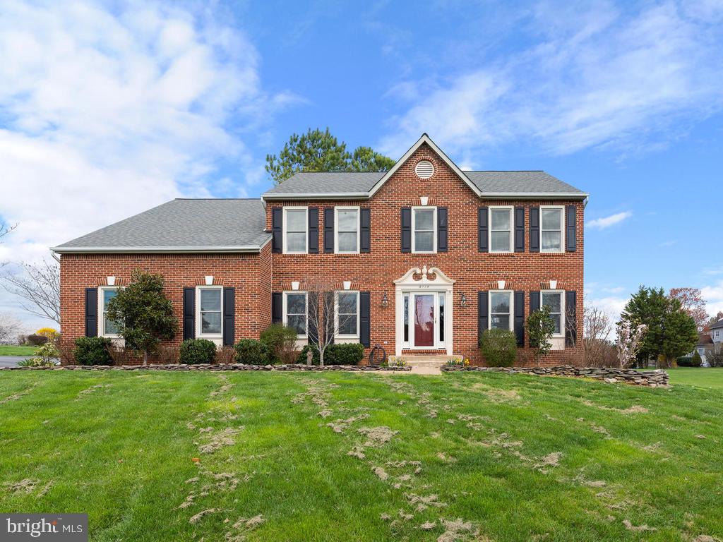 9113 Huntmaster Road Laytonsville, MD 20882 - Photo 2 of 66 Full Brick Front