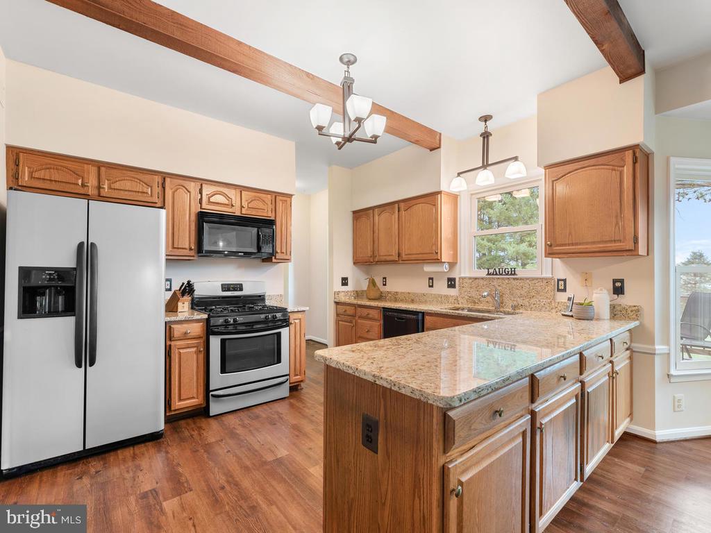 9113 Huntmaster Road Laytonsville, MD 20882 - Photo 27 of 66 Stainless appliances