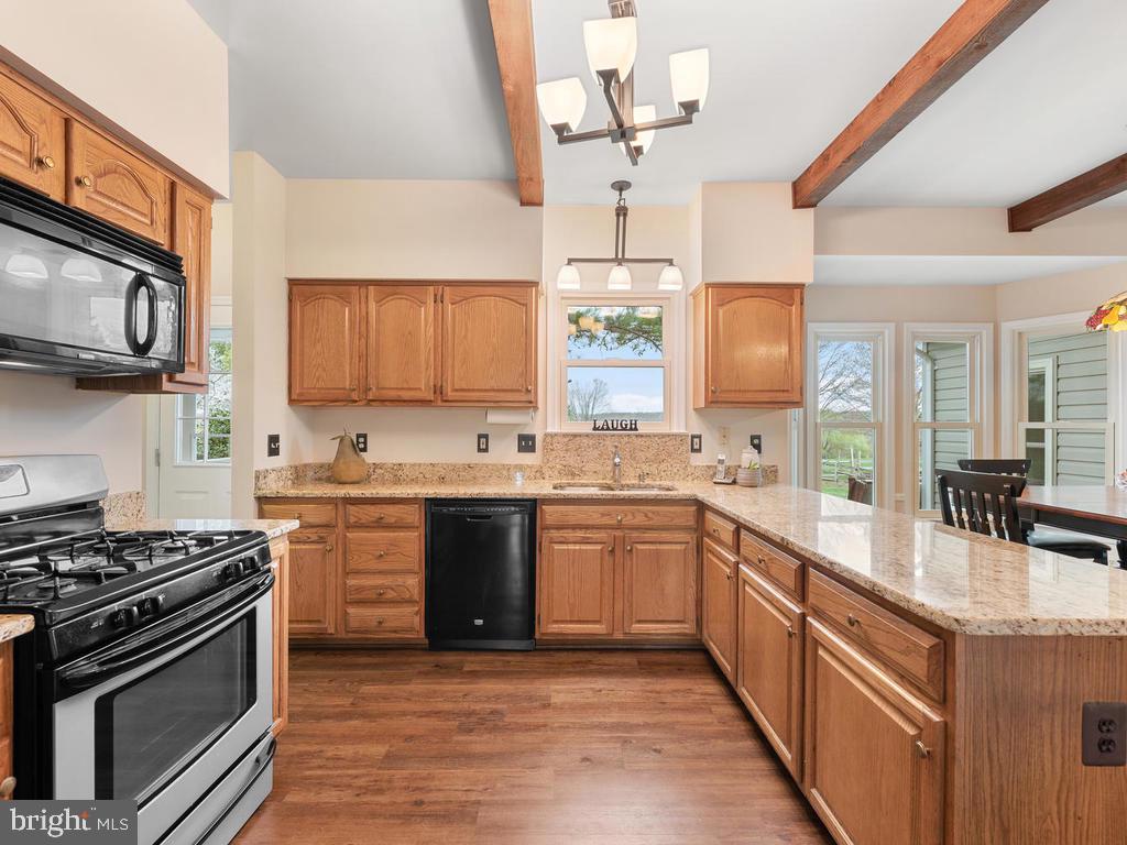 9113 Huntmaster Road Laytonsville, MD 20882 - Photo 29 of 66 Updated fixtures