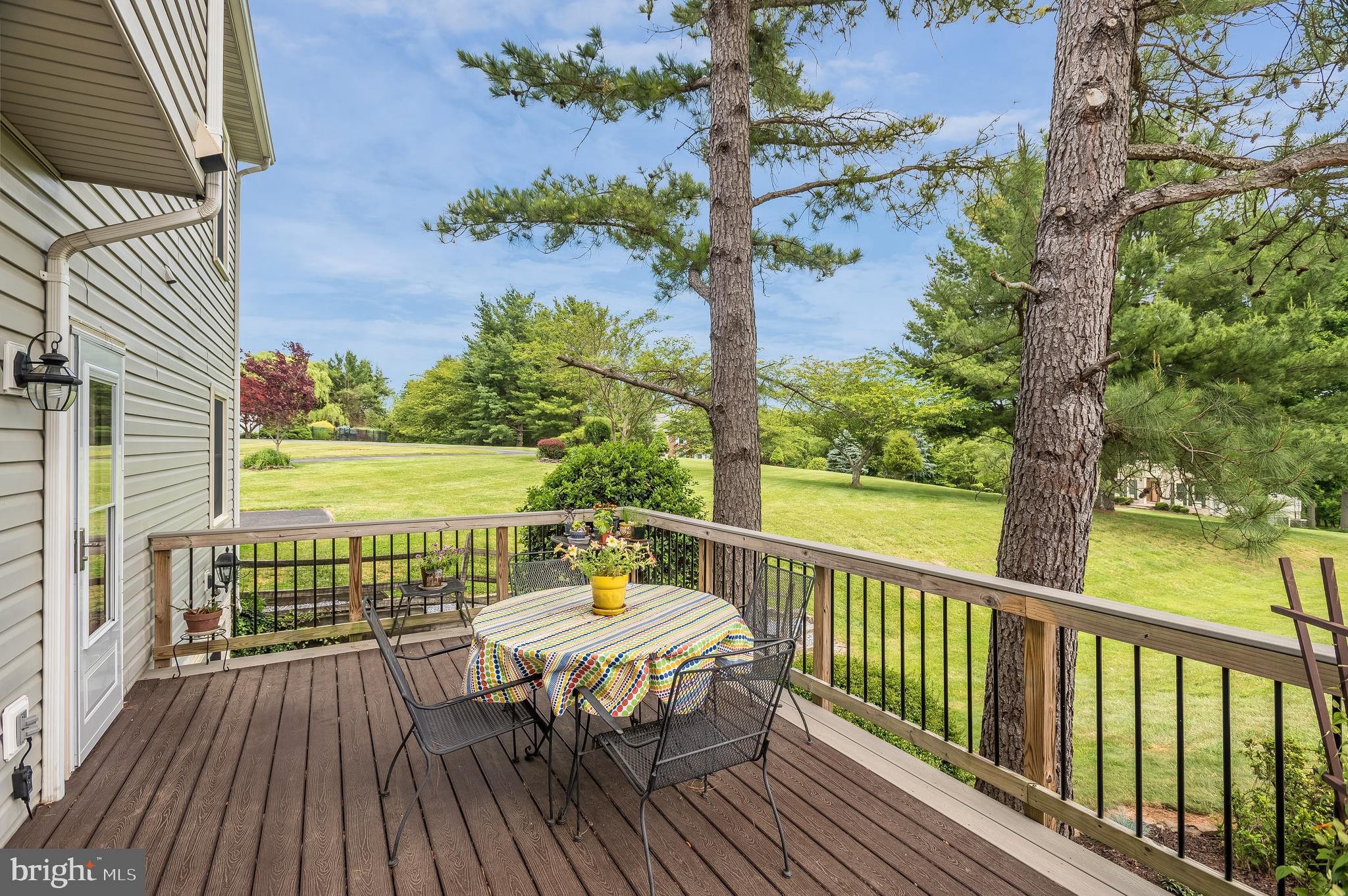 9113 Huntmaster Road Laytonsville, MD 20882 - Photo 31 of 66 Access from Kitchen