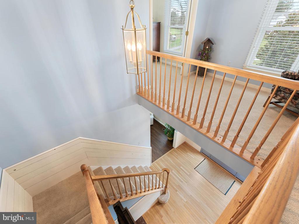 9113 Huntmaster Road Laytonsville, MD 20882 - Photo 32 of 66 Open to foyer below