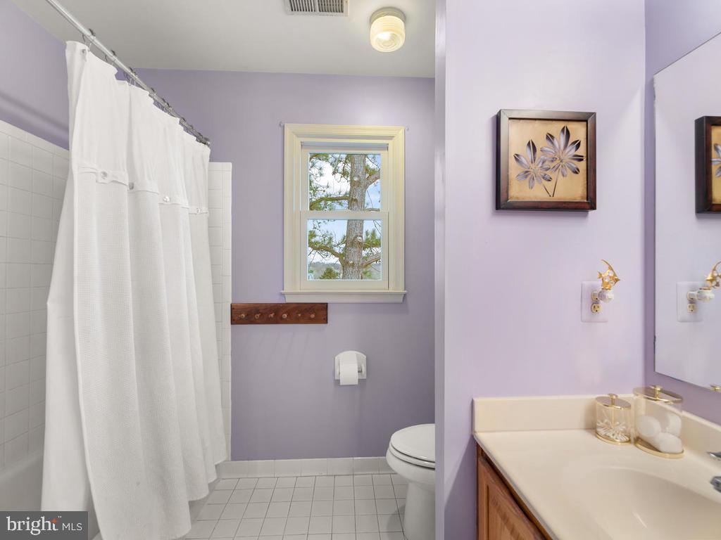 9113 Huntmaster Road Laytonsville, MD 20882 - Photo 42 of 66 Gallery Image 42