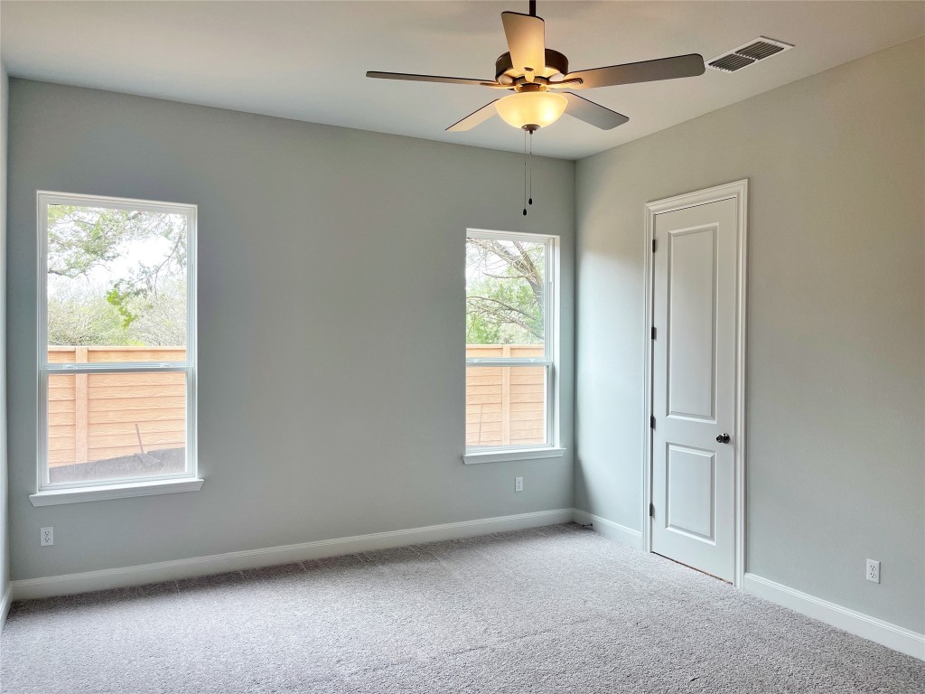 141 Spangle Way Kyle, TX 78640 - Photo 8 of 28