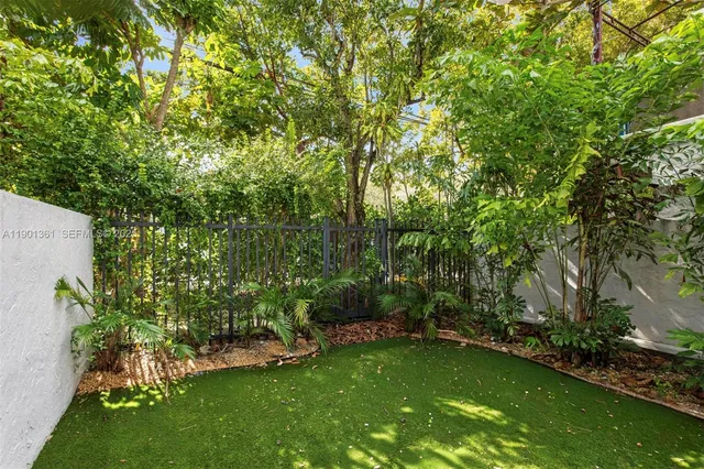 $699,000 | 3343 Franklin Avenue, Miami, FL 33133