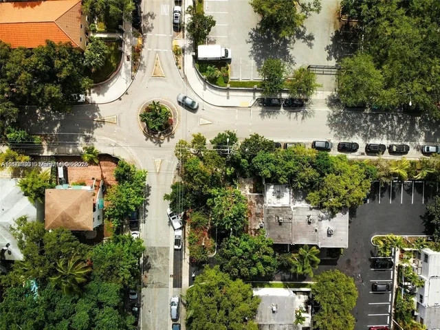 $699,000 | 3343 Franklin Avenue, Miami, FL 33133