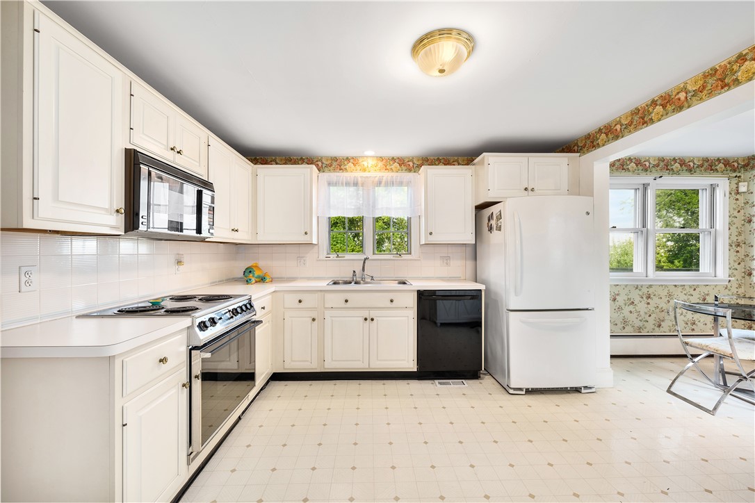 25 Carey Lane Little Compton, RI 02837 - Photo 13 of 49 Kitchen from Dining Area