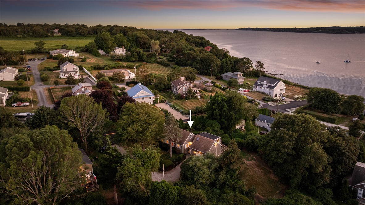 25 Carey Lane Little Compton, RI 02837 - Photo 44 of 49 View to the SW