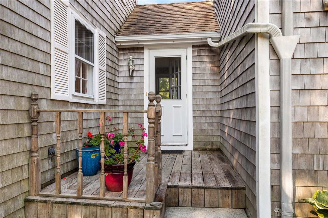 25 Carey Lane Little Compton, RI 02837 - Photo 7 of 49 Front Porch Kitchen entry