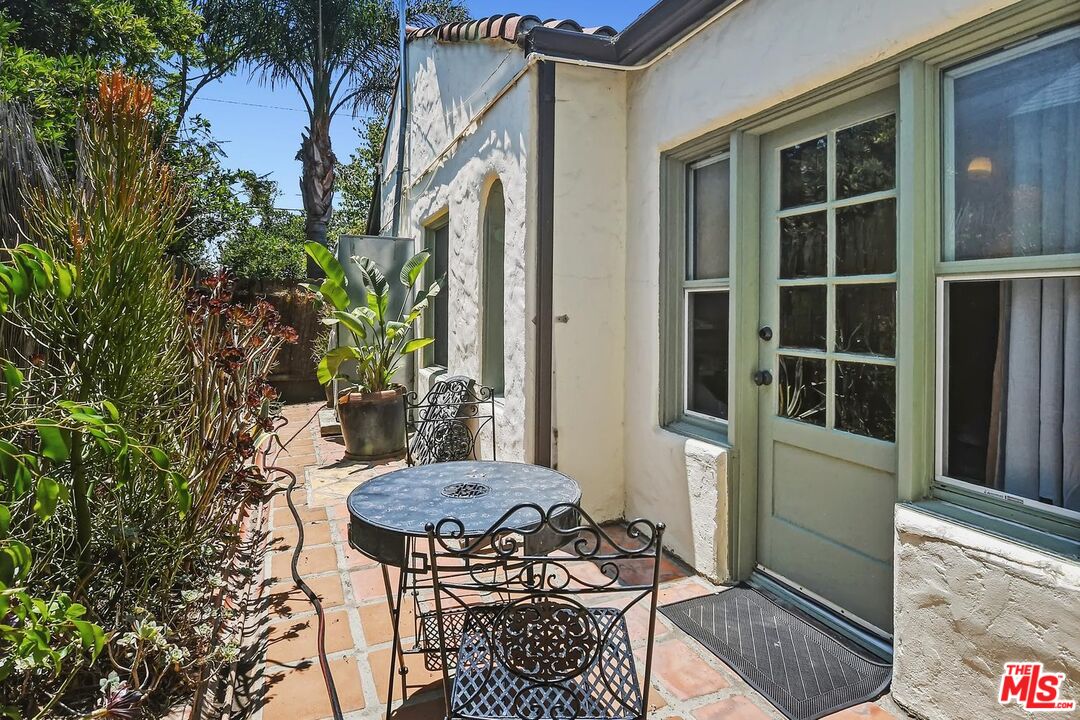 831 East Rio Grande Street Pasadena, CA 91104 - Photo 26 of 43