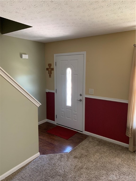 139 Timber Ridge Drive Carlisle, OH 45005 - Photo 18 of 44 Front Entryway