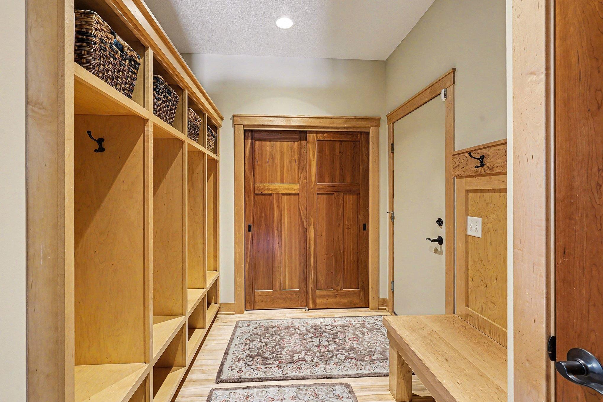 1520 Bridgewater Road Golden Valley, MN 55422 - Photo 21 of 54