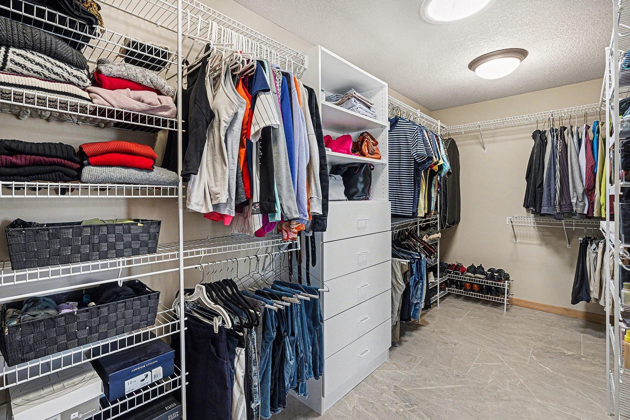 1520 Bridgewater Road Golden Valley, MN 55422 - Photo 27 of 54