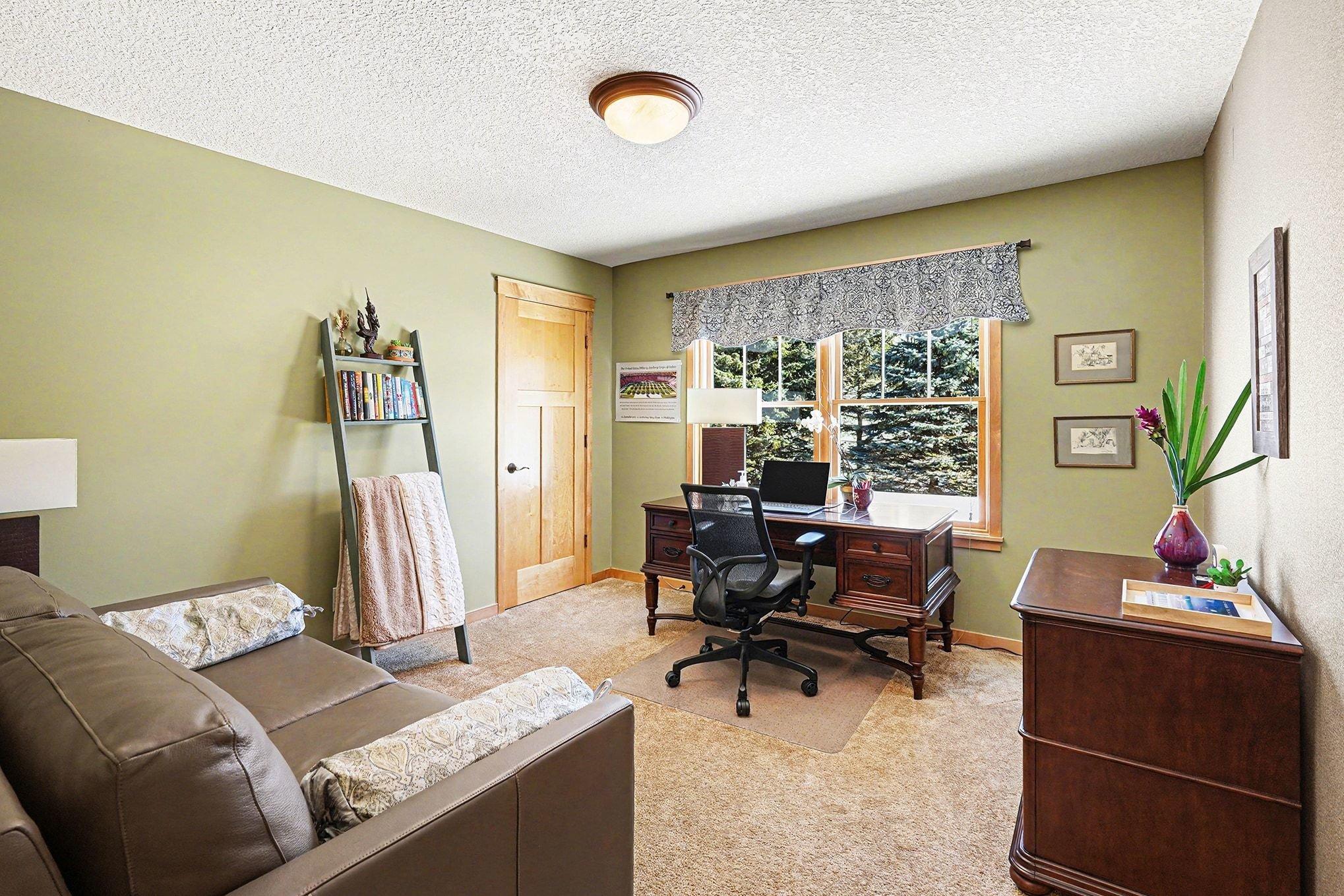 1520 Bridgewater Road Golden Valley, MN 55422 - Photo 32 of 54