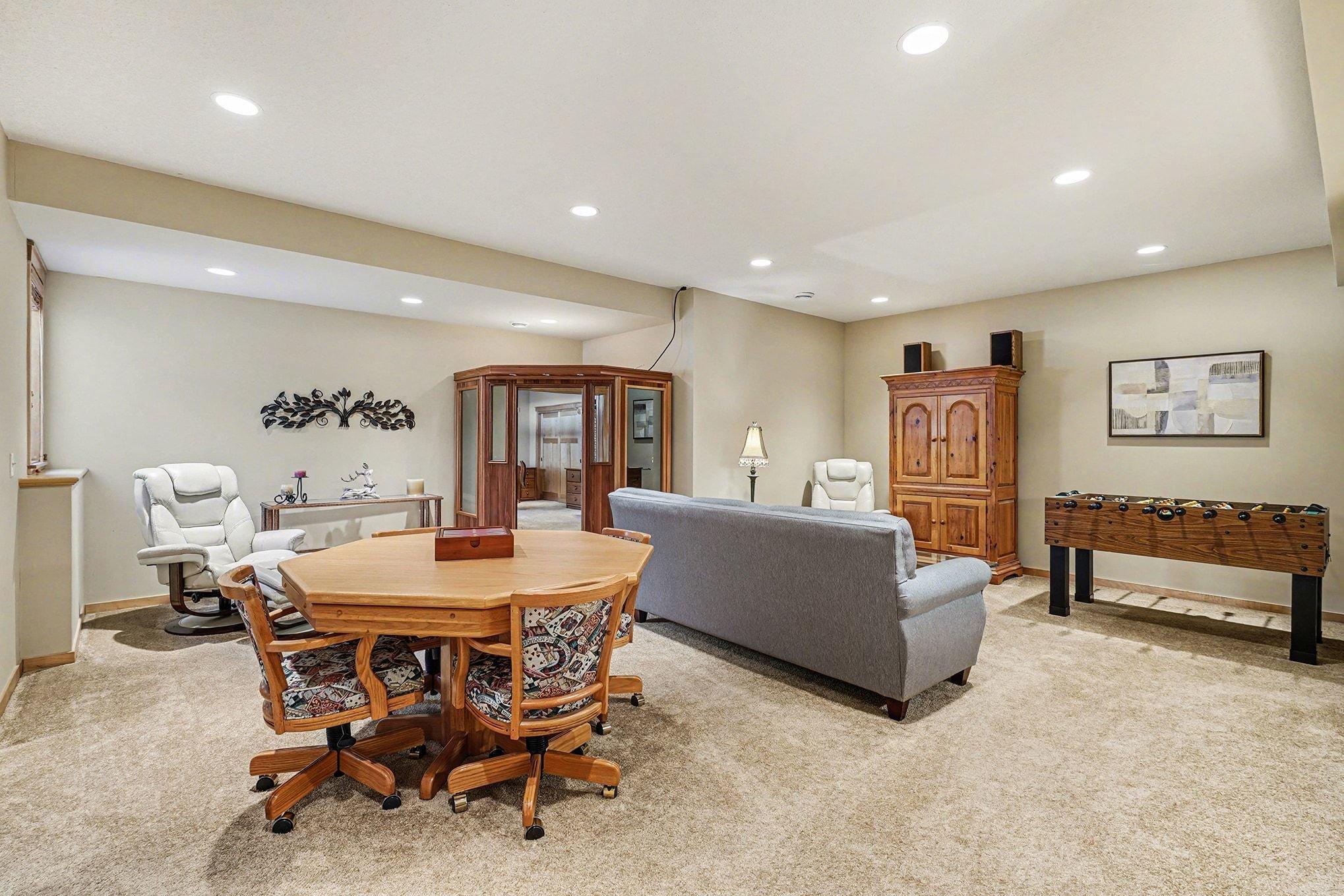 1520 Bridgewater Road Golden Valley, MN 55422 - Photo 35 of 54