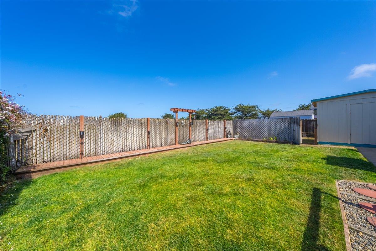 3127 Lake Drive Marina, CA 93933 - Photo 39 of 52