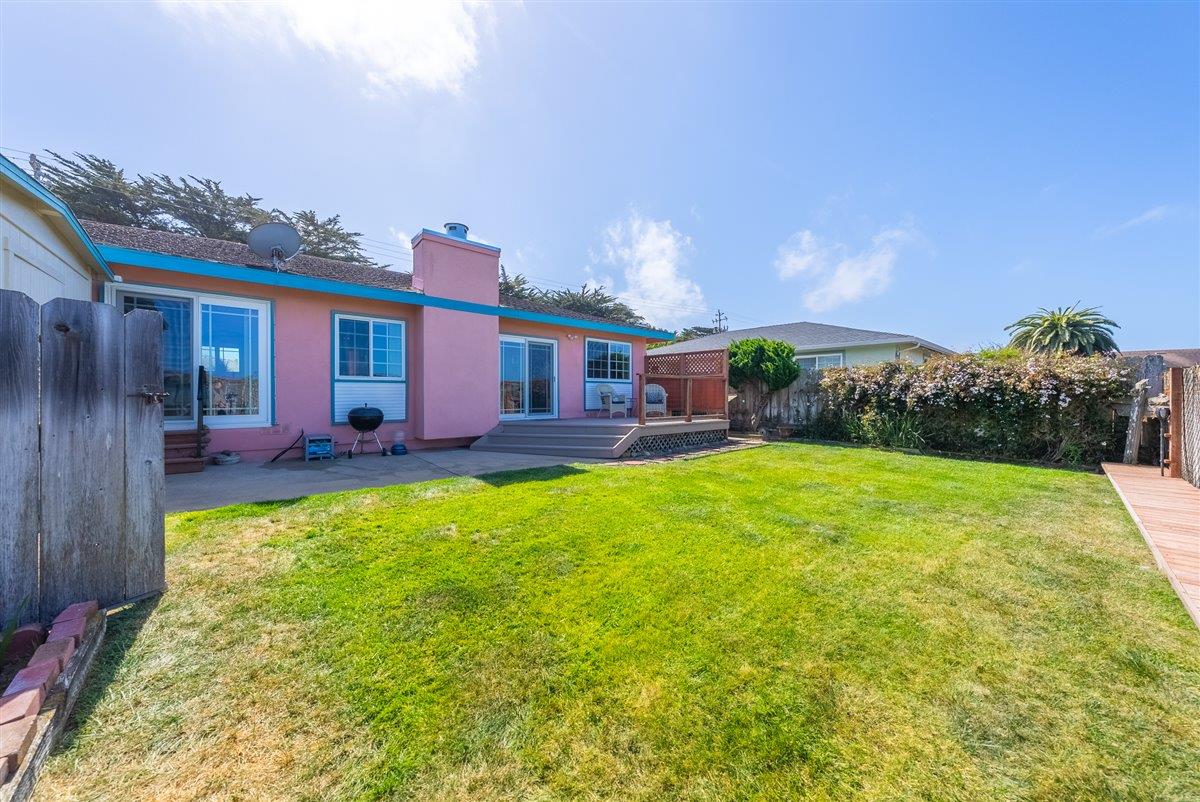 3127 Lake Drive Marina, CA 93933 - Photo 40 of 52