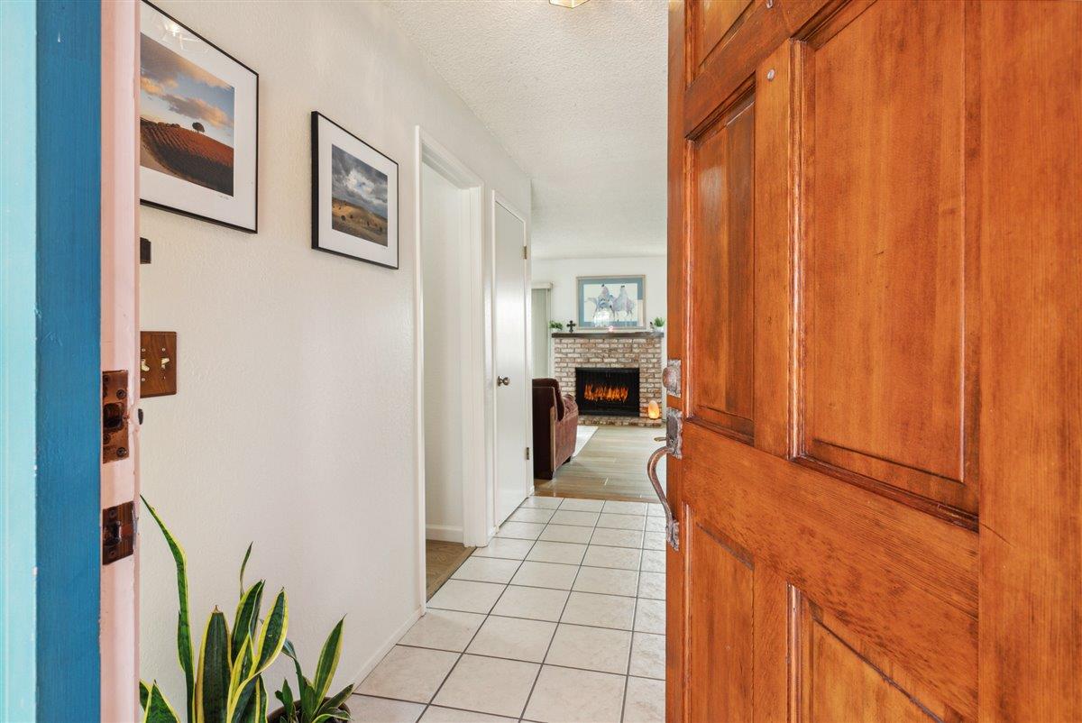 3127 Lake Drive Marina, CA 93933 - Photo 7 of 52