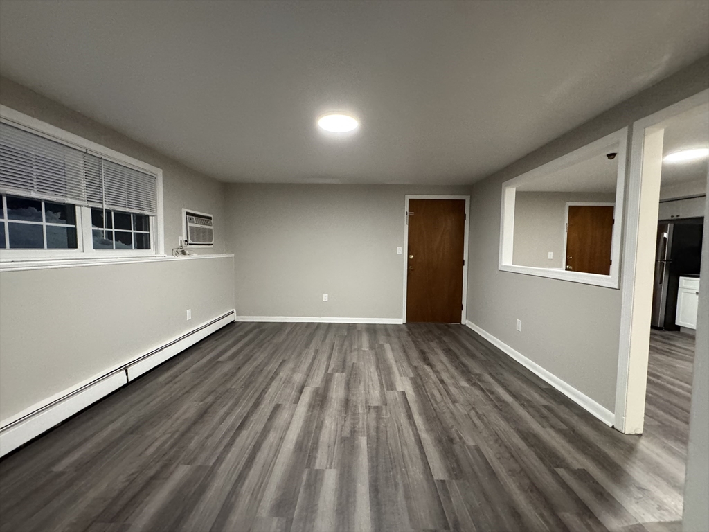 805 Haverhill Street, Unit 3B1 Rowley, MA 01969 - Photo 4 of 9