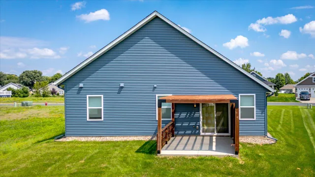 $450,000 | 182 Sandpiper Circle, Hastings, MN 55033