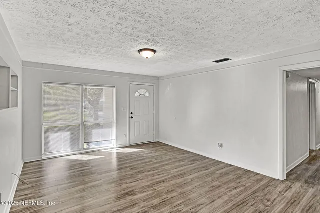 $214,900 | 6453 Burgundy Road South, Jacksonville, FL 32210