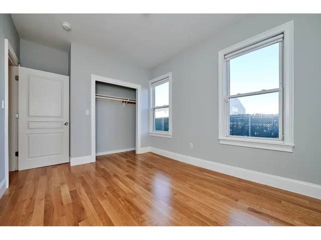 $3,000 | 12 Humboldt Place, Unit 3, Boston, MA 02127