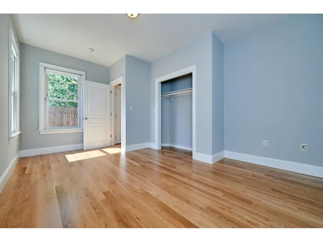 $3,000 | 12 Humboldt Place, Unit 3, Boston, MA 02127