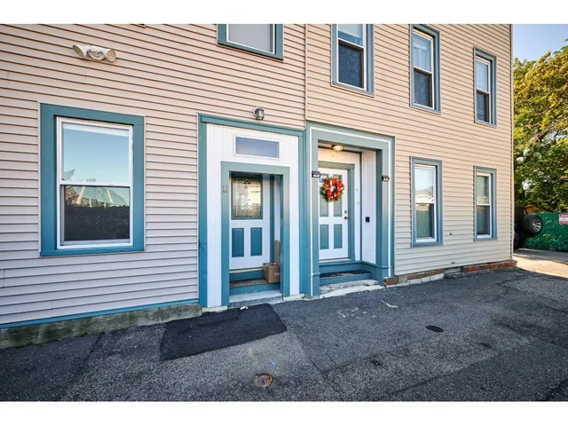 $3,000 | 12 Humboldt Place, Unit 3, Boston, MA 02127