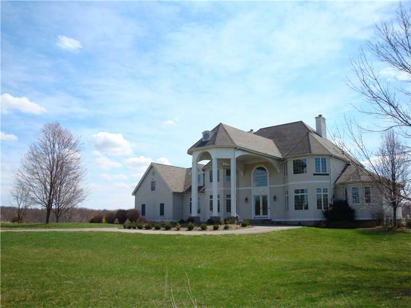 217 Pflugh Road Butler, PA 16001 - Photo 1 of 25 Exterior Front.