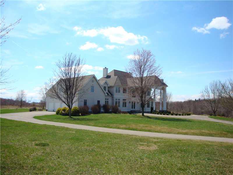 217 Pflugh Road Butler, PA 16001 - Photo 3 of 25 Exterior Front.