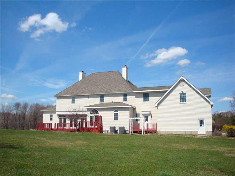 217 Pflugh Road Butler, PA 16001 - Photo 4 of 25 Exterior Back.
