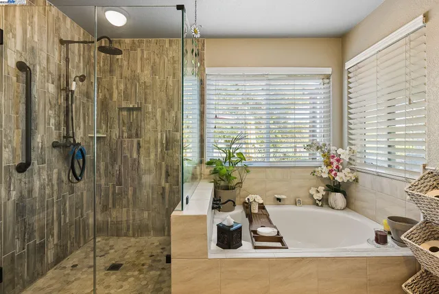 $746,800 | 1995 Edgeview Way, Discovery Bay, CA 94505