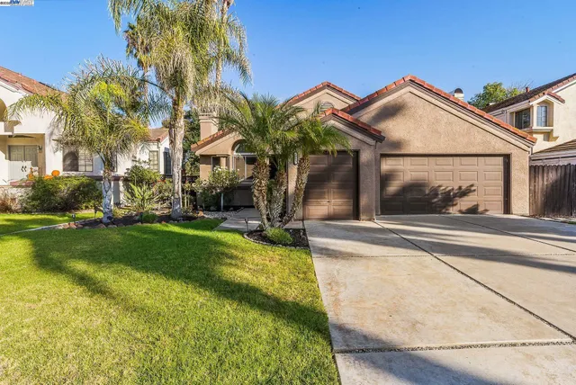 $746,800 | 1995 Edgeview Way, Discovery Bay, CA 94505