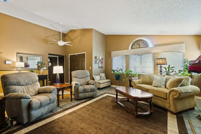 $746,800 | 1995 Edgeview Way, Discovery Bay, CA 94505