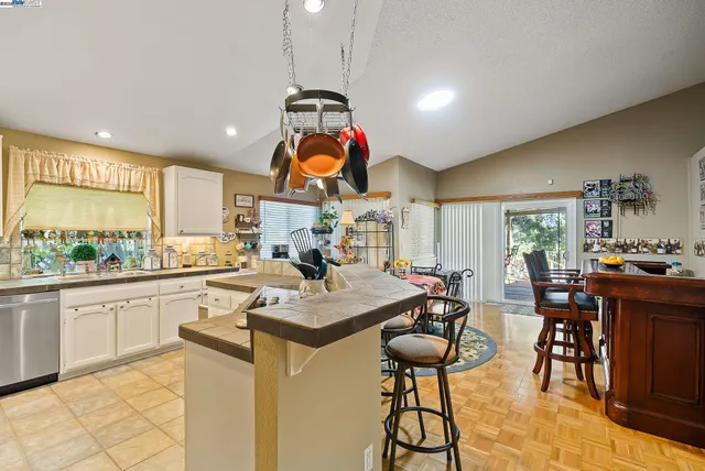 $746,800 | 1995 Edgeview Way, Discovery Bay, CA 94505