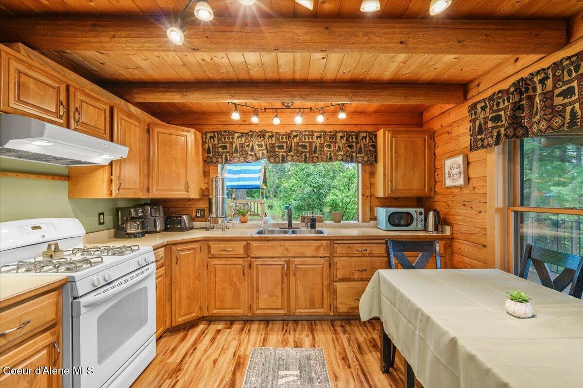 14751 North Smith Avenue Rathdrum, ID 83858 - Photo 13 of 44 27-Kitchen