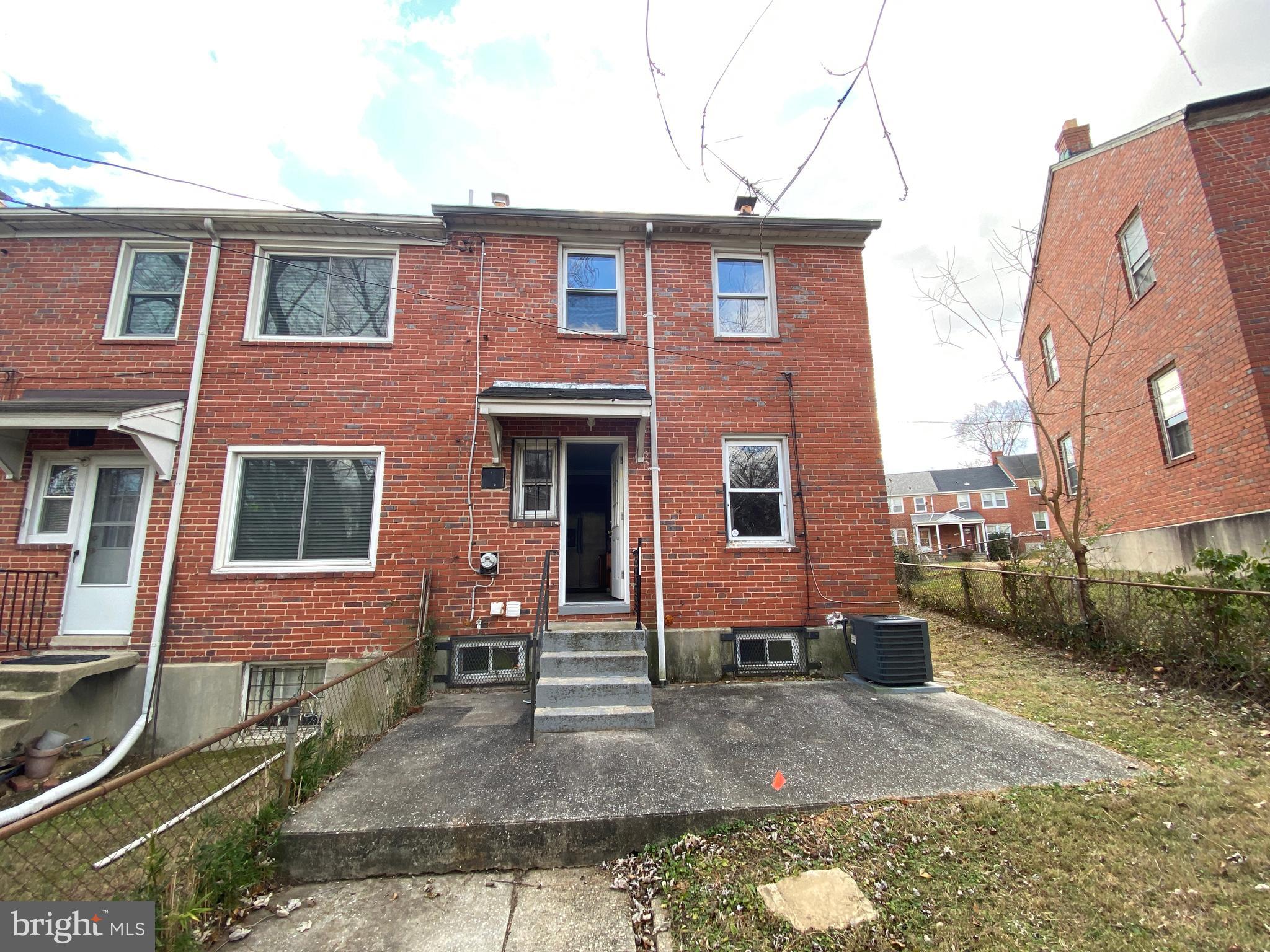 1048 Upnor Road Baltimore, MD 21212 - Photo 5 of 11