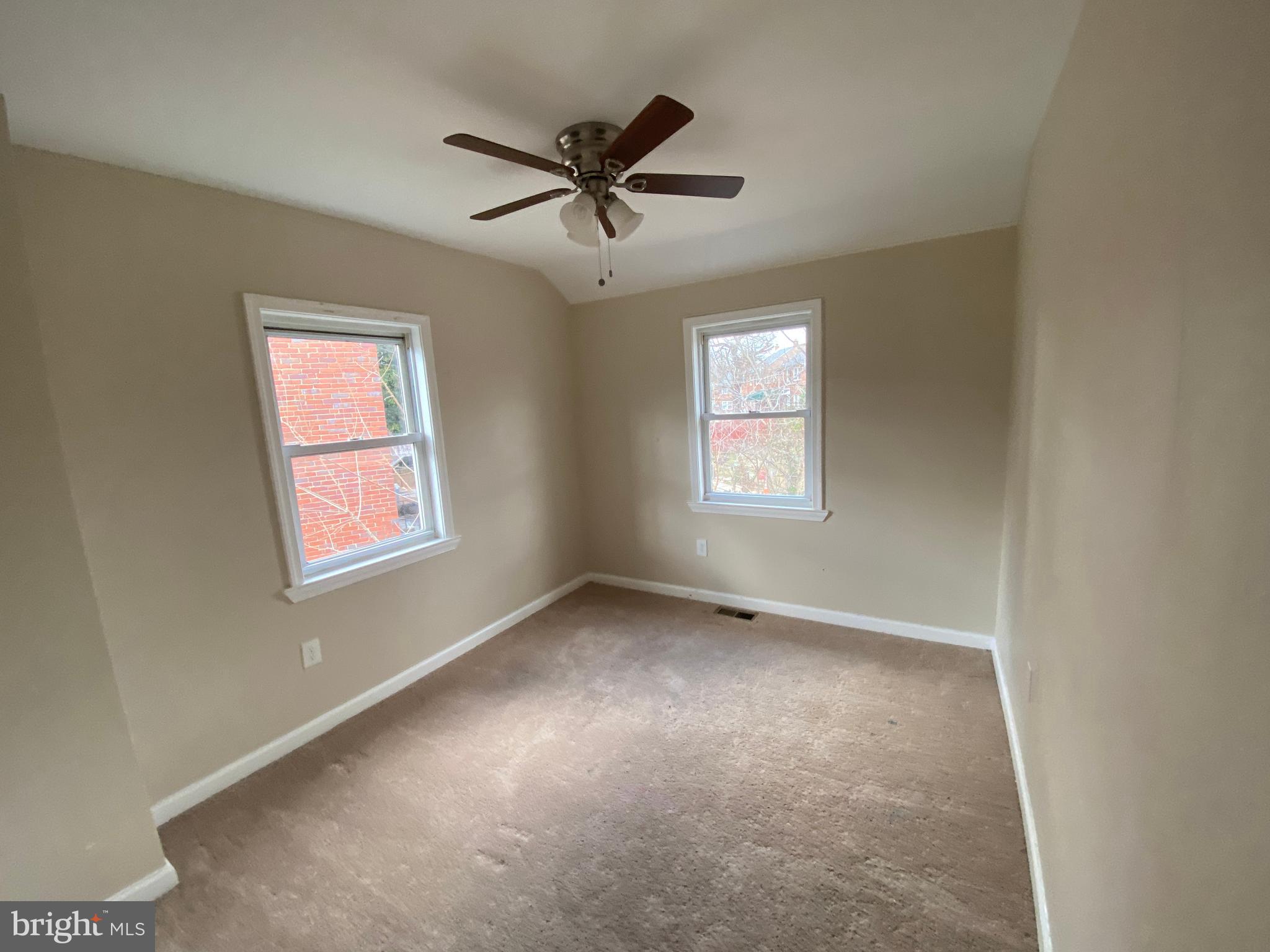 1048 Upnor Road Baltimore, MD 21212 - Photo 9 of 11