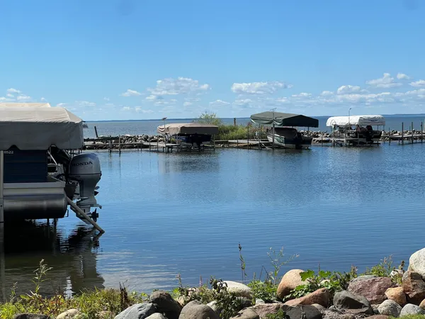 $119,900 | 46019 State Highway 47, Unit 5, Isle, MN 56342