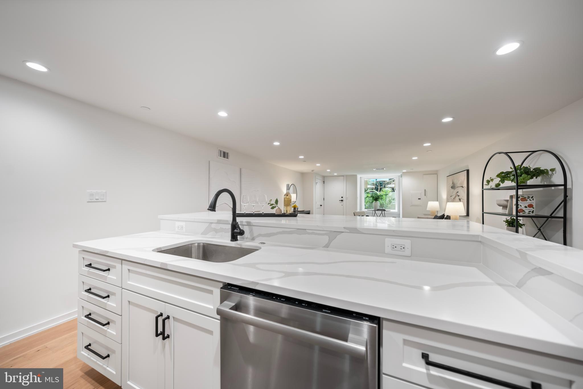 131 11th Street Northeast, Unit A Washington, DC 20002 - Photo 10 of 40