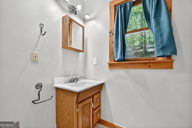 $399,900 | 1466 Indian Trail, McCaysville, GA 30555