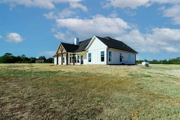 $3,000 | 12501 Farm To Market 1486, Richards, TX 77873