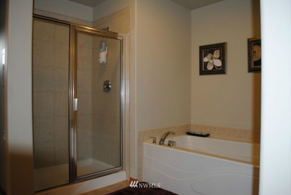 121 196th Street Southwest Bothell, WA 98012 - Photo 7 of 7