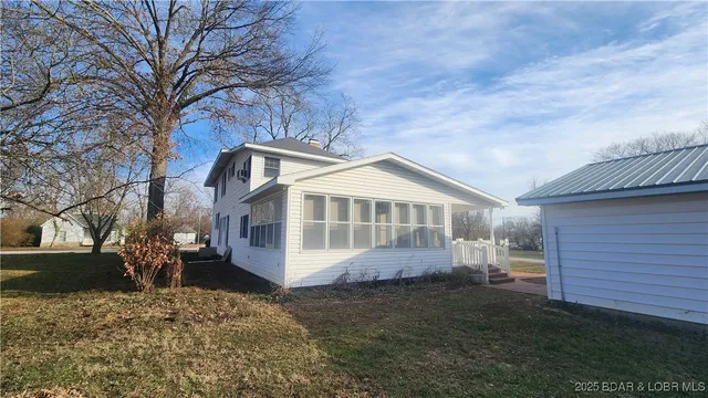$239,000 | 501 North Monroe Street, Versailles, MO 65084