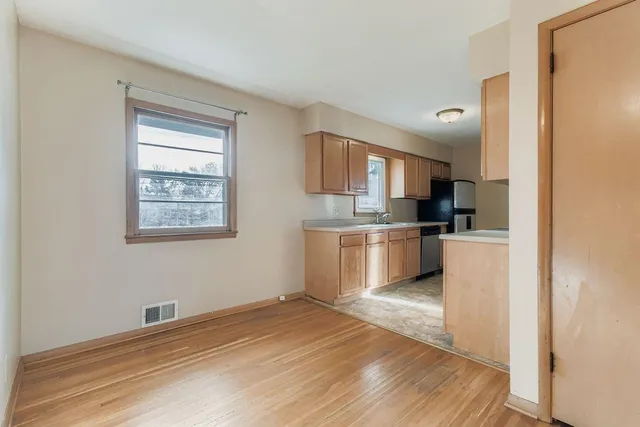 $319,900 | 80 Sherrie Lane, Woodbury, MN 55125