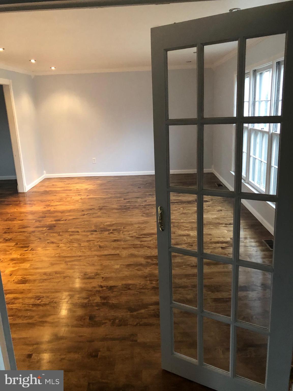 65 Greenvale Road Cherry Hill, NJ 08034 - Photo 4 of 24 one of the doors is open to the living room