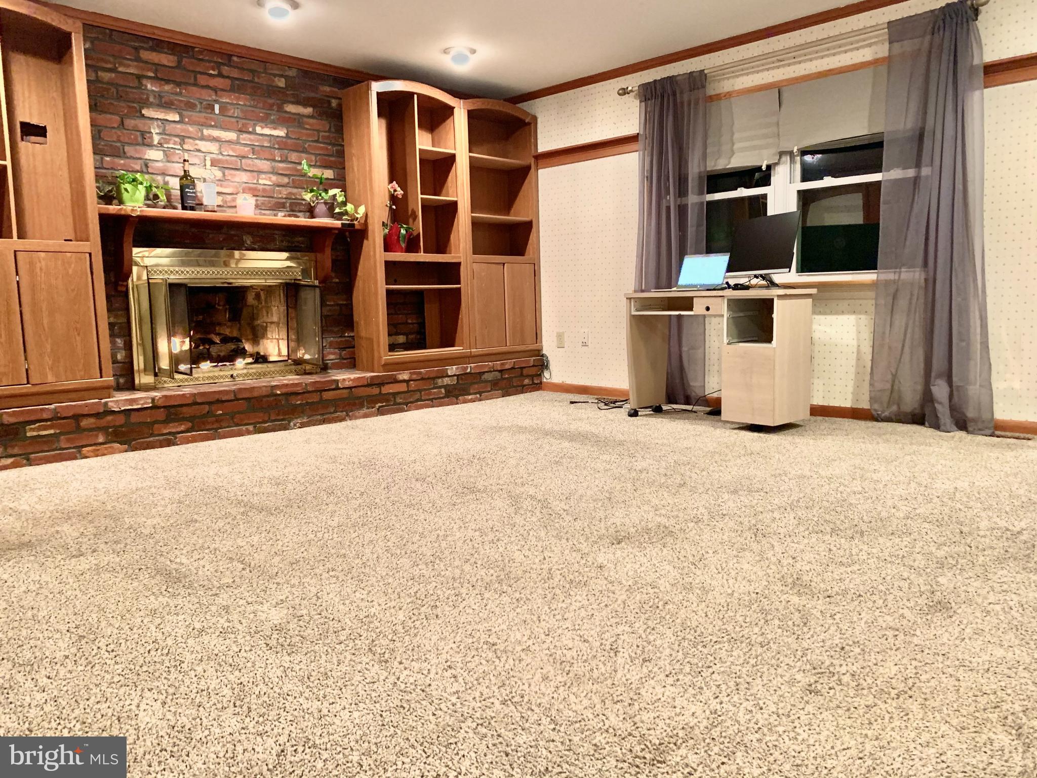 65 Greenvale Road Cherry Hill, NJ 08034 - Photo 8 of 24 Family Room