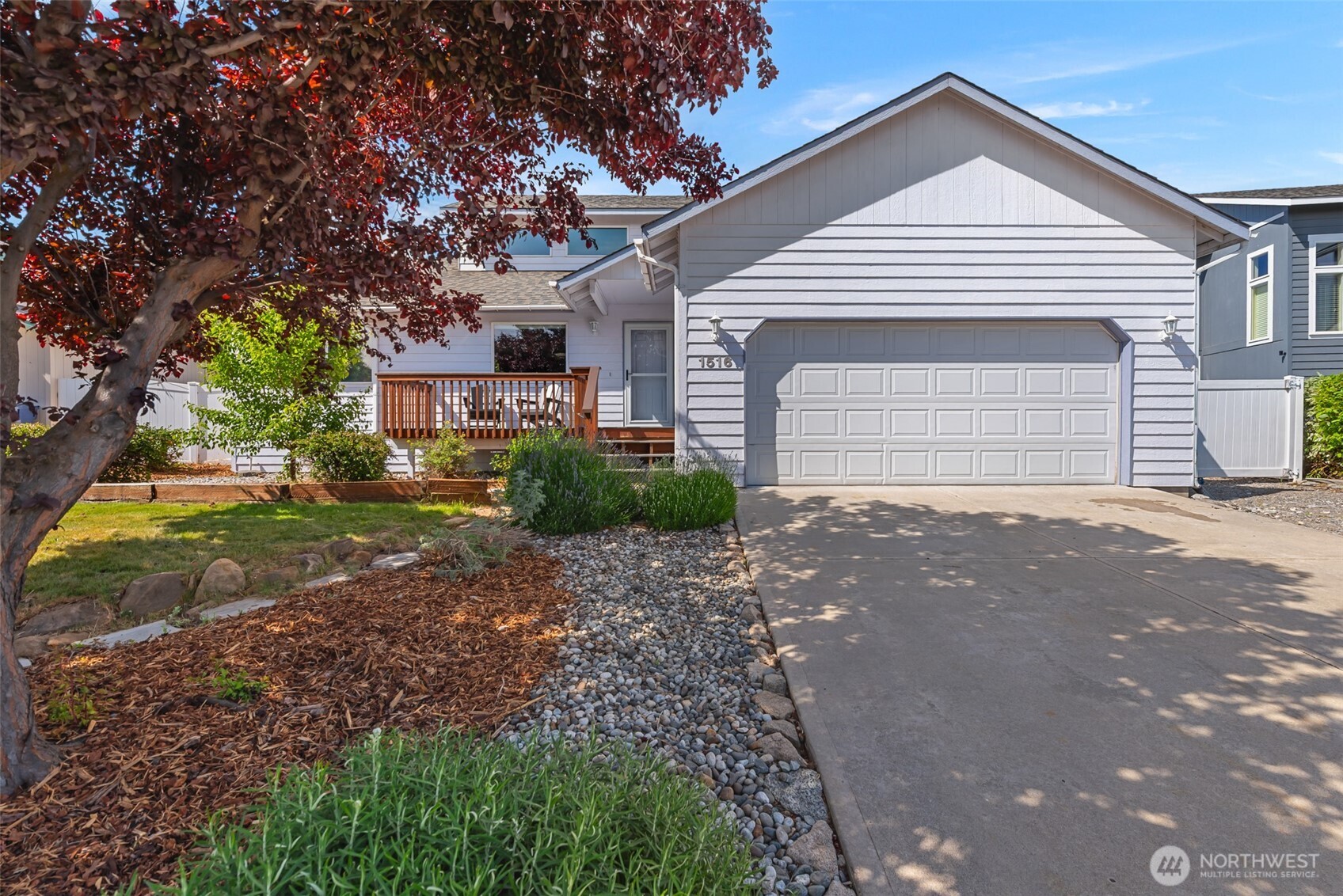 1516 Rex Road Wenatchee, WA 98801 - Photo 2 of 32