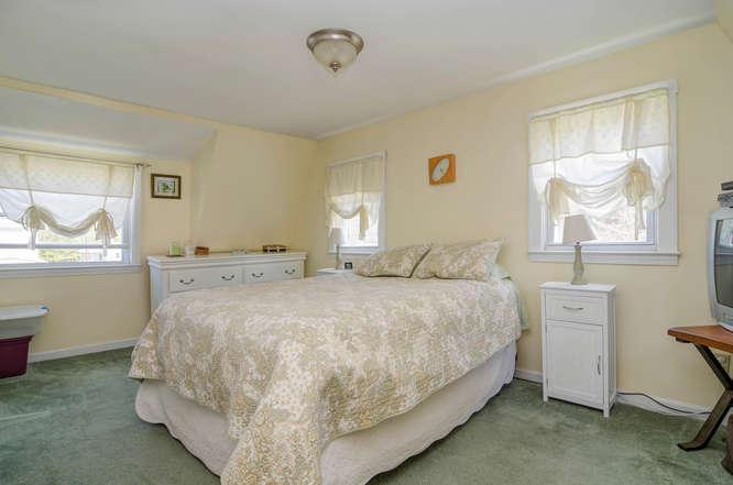 288 Park Road Westbrook, ME 04092 - Photo 16 of 28 Bedroom.